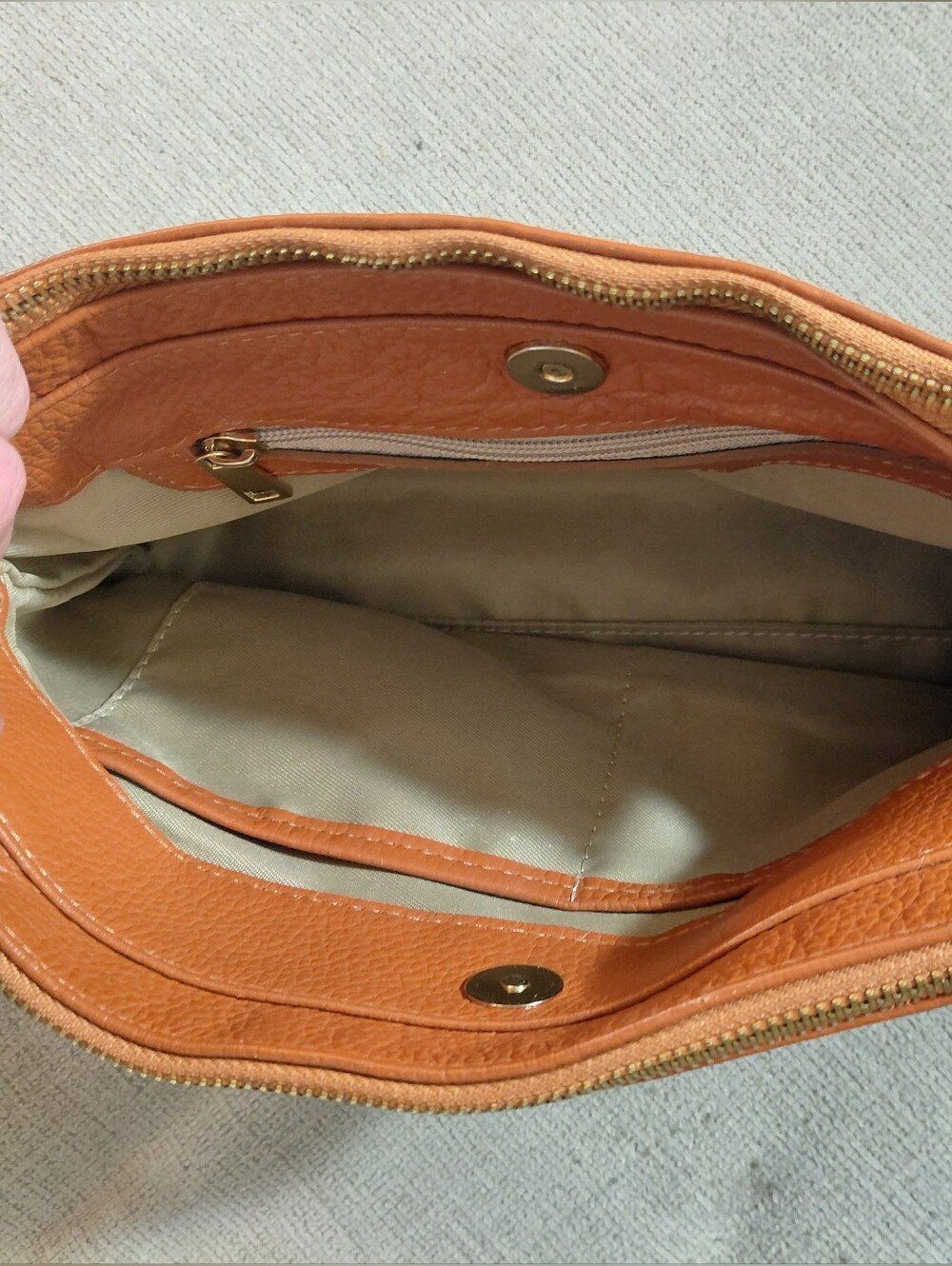 Valentina Cognac Leather Shoulder Bag with Gold Charm - Picture 5 of 10